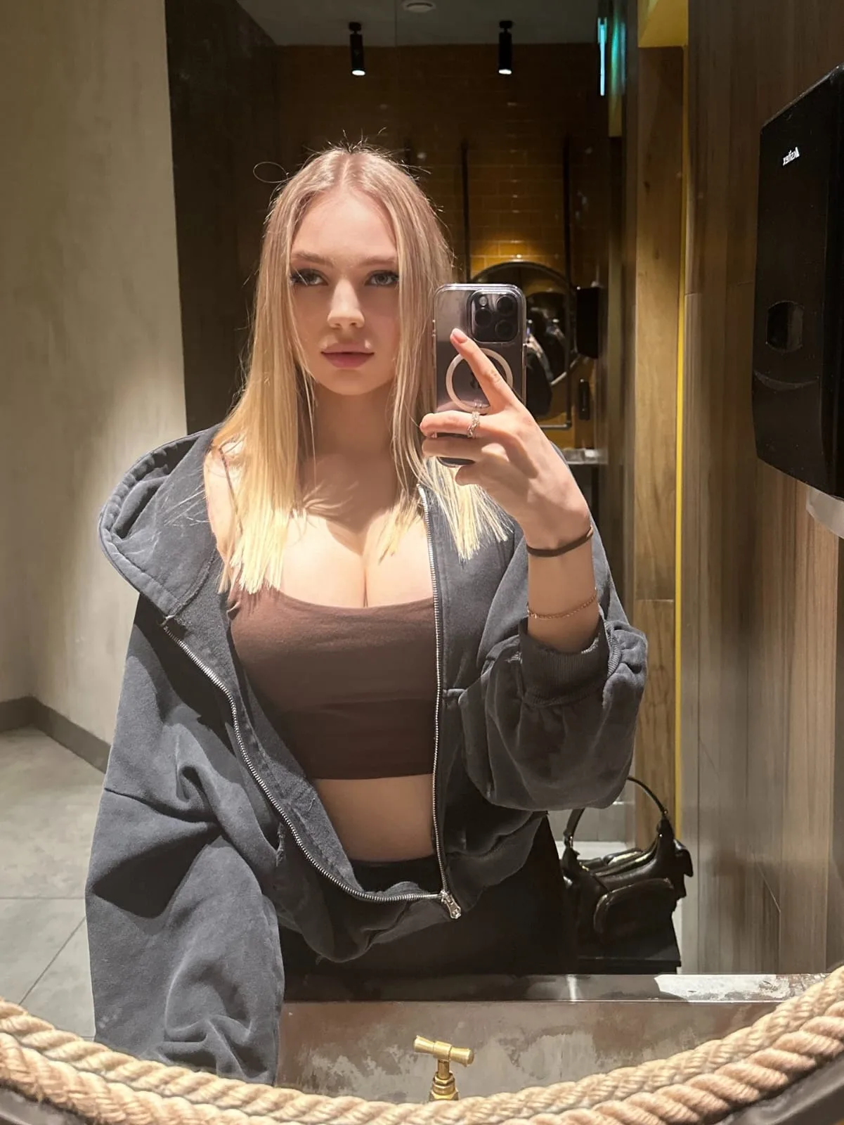 Karina Russian Photo 4